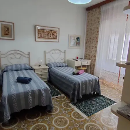Fabia's House Apartment *